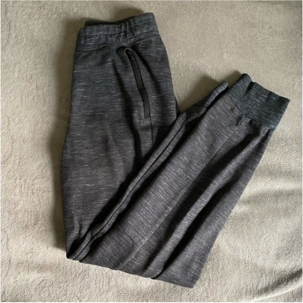 EUC Uniqlo Dry Sweat Grey Marled Joggers